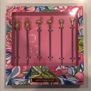 NWT LILLY PULITZER APPETIZER STICKS
